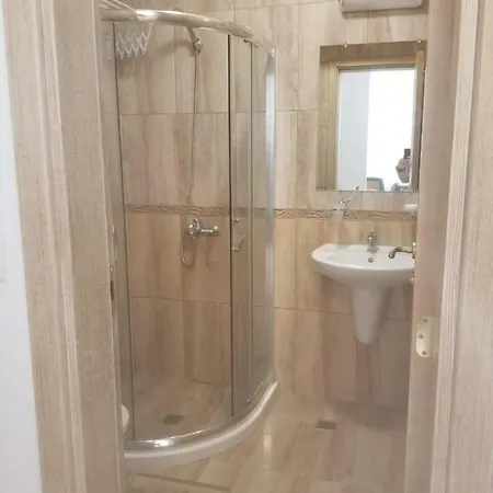 Aphrodite Gardens Studio-apartment D-102 شقة